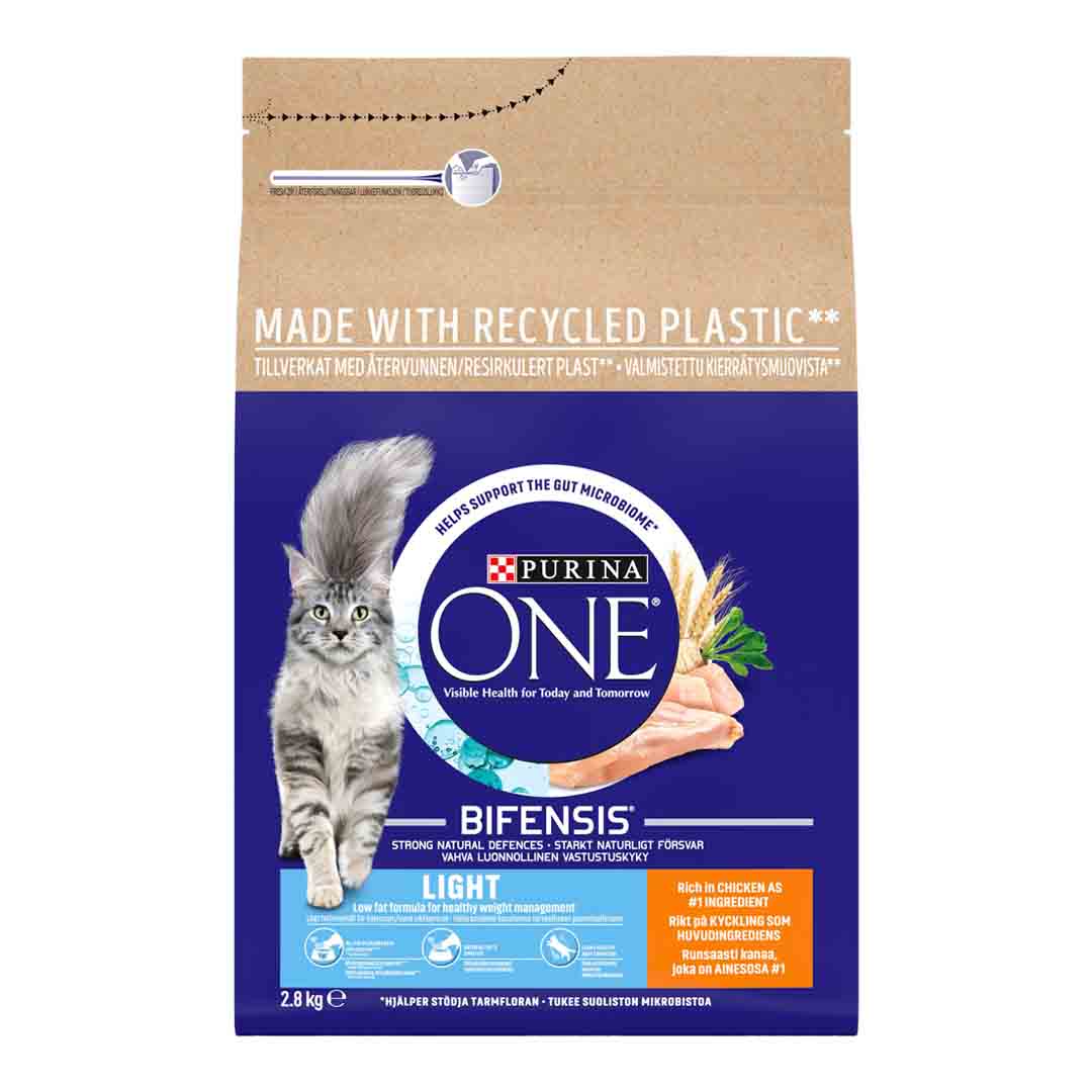 Purina One Cat Food Light Rich in Chicken and Wheat 2.8kg