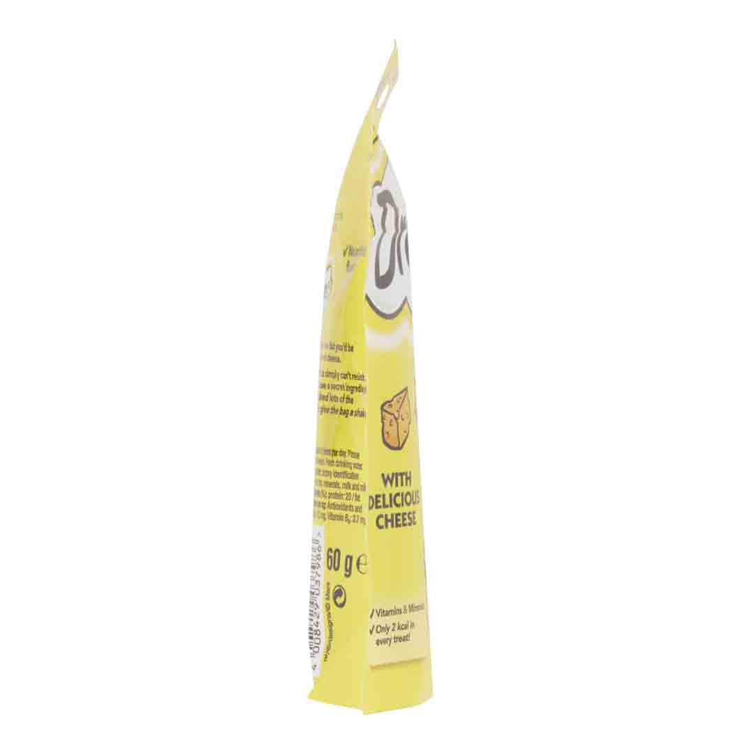 Dreamies Pouch with Delicious Cheese Cat Treats, 60g