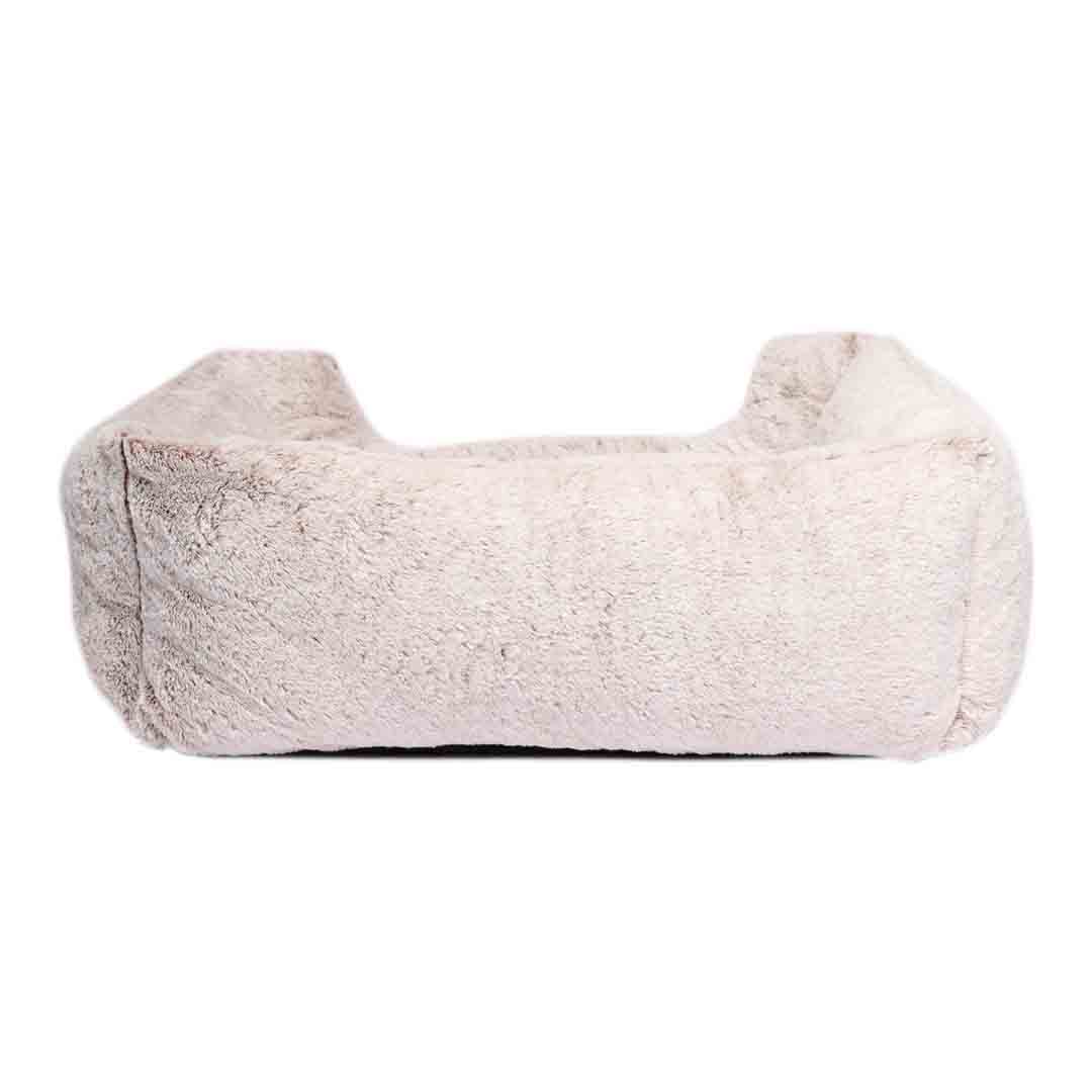 Rufus & Rosie Arctic Plush Fur Pet Bed M/L