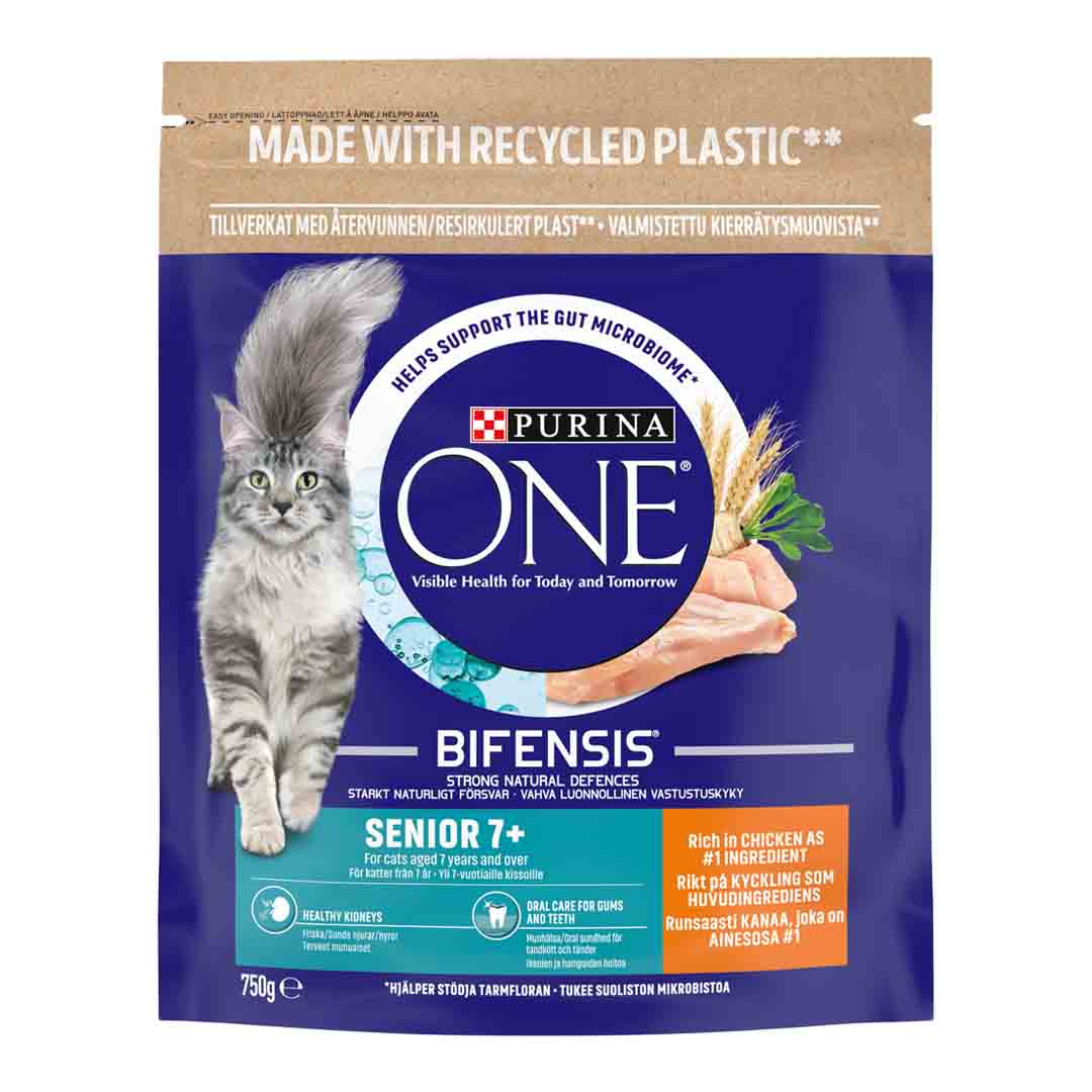 Purina ONE Senior Cat Food 7+ Rich in Chicken and Whole Grains 750g
